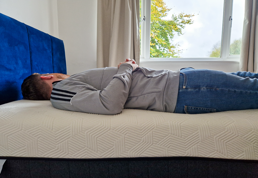 Panda Hybrid Bamboo mattress and male back sleeper